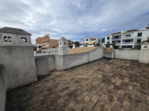 Apartamento frente Mar com Terraço - Meia Praia - Lagos