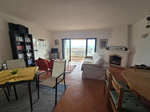 Apartamento frente Mar com Terraço - Meia Praia - Lagos