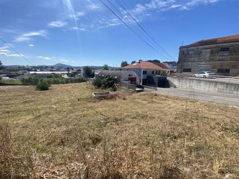 Terreno Urbano para Venda em Alto da Guerra, Setúbal