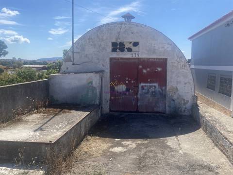 Terreno Urbano para Venda em Alto da Guerra, Setúbal