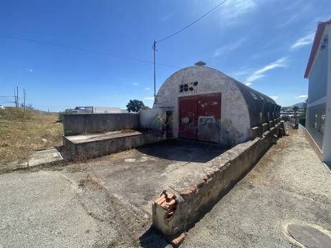 Terreno Urbano para Venda em Alto da Guerra, Setúbal