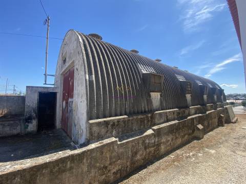 Terreno Urbano para Venda em Alto da Guerra, Setúbal