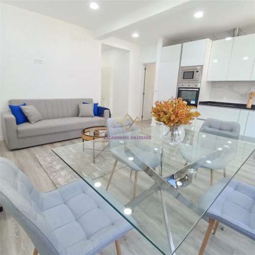 Apartamento T3 com Varandas e Excelentes Acabamentos – Zona do Colégio Militar / Benfica