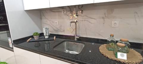 Apartamento T3 com Varandas e Excelentes Acabamentos – Zona do Colégio Militar / Benfica