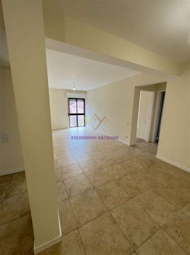 T2 Luminoso Em Mem Martins