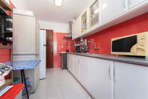 T1 Luminoso e Acolhedor — Viva Perto de Tudo, Viva Melhor