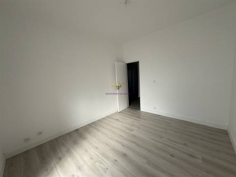 Apartamento T3 Totalmente Renovado em Setúbal