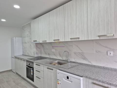 T3 remodelado na Amadora - Venteira