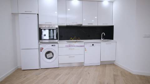 T3 em Alverca – Remodelação Total em Curso