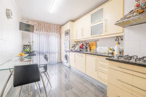 Apartamento T3 para venda, em Zona Ribeirinha, Setúbal