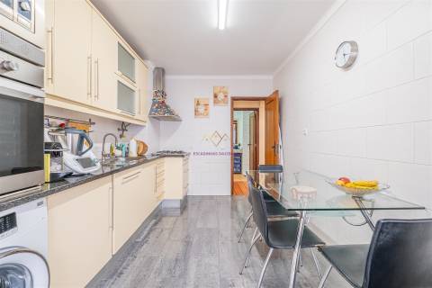 Apartamento T3 para venda, em Zona Ribeirinha, Setúbal