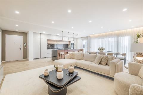 T3+2 Novo com Garagem Box e Grandes Terraços— Montijo