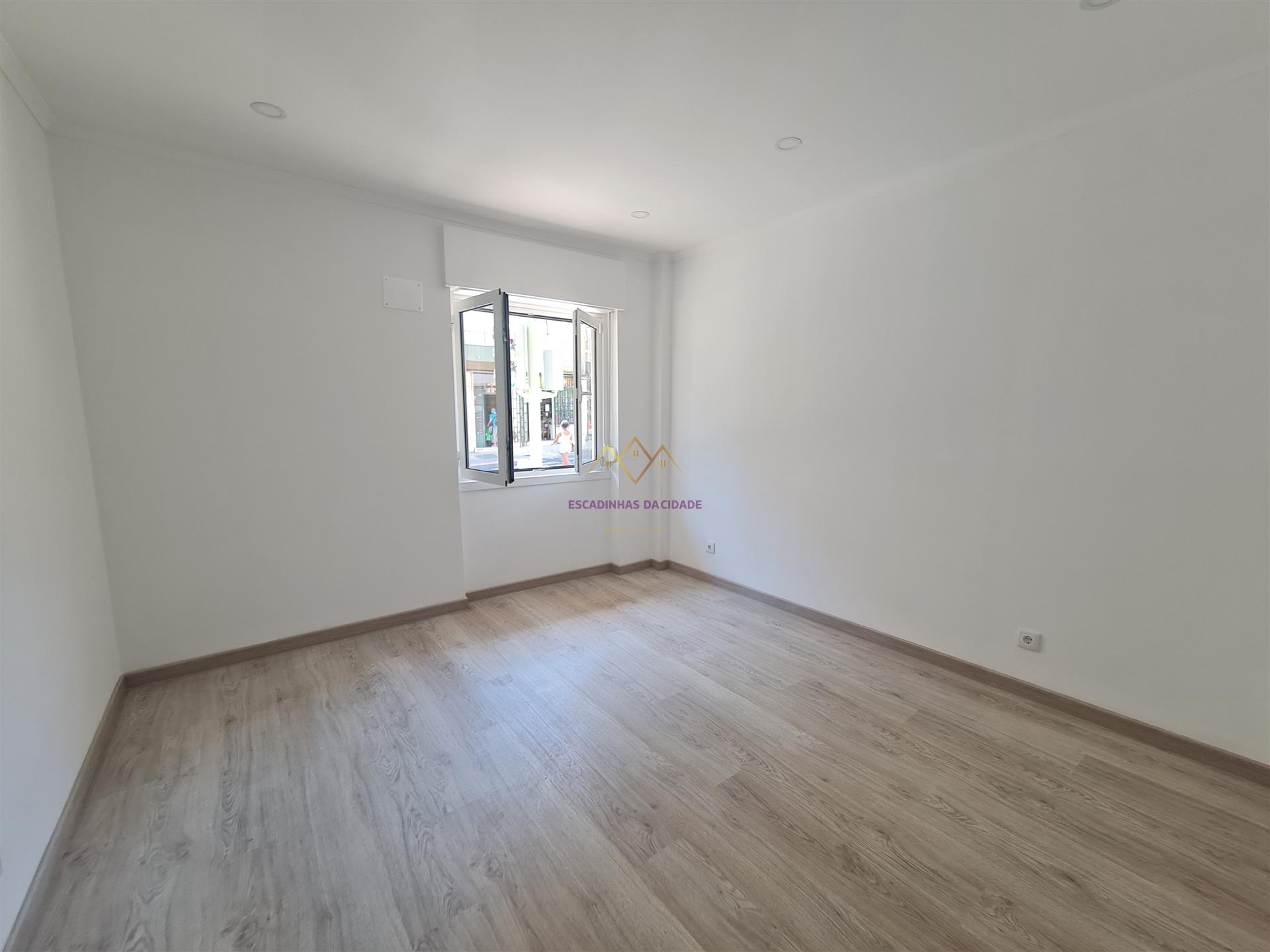 T3 remodelado na Amadora - Falagueira