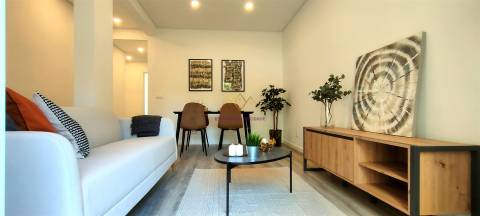 Apartamento T2 totalmente remodelado em Benfica