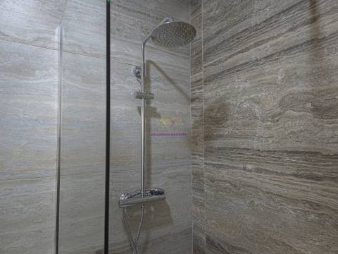 Charmoso T3 Remodelado no Coração de Lisboa – Viva com Estilo!