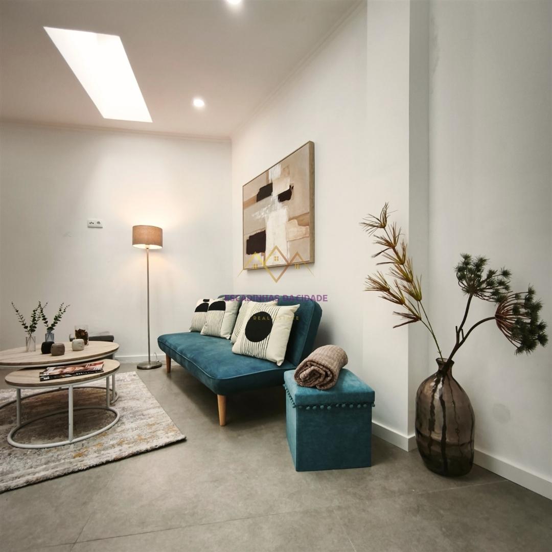 Charmoso T3 Remodelado no Coração de Lisboa – Viva com Estilo!