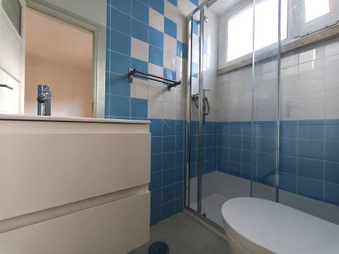 T3 Duplex na Graça a 7 min do Metro e Comboio