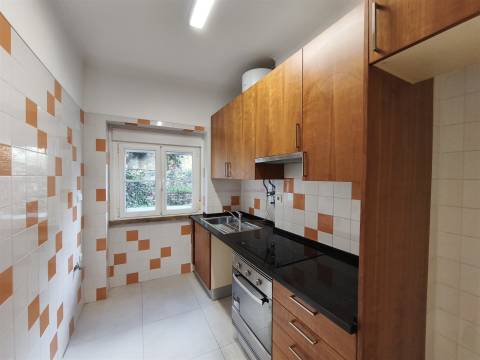 T3 Duplex na Graça a 7 min do Metro e Comboio