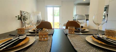 Apartamento T3 remodelado, mobilado e equipado, na melhor localização de Benfica