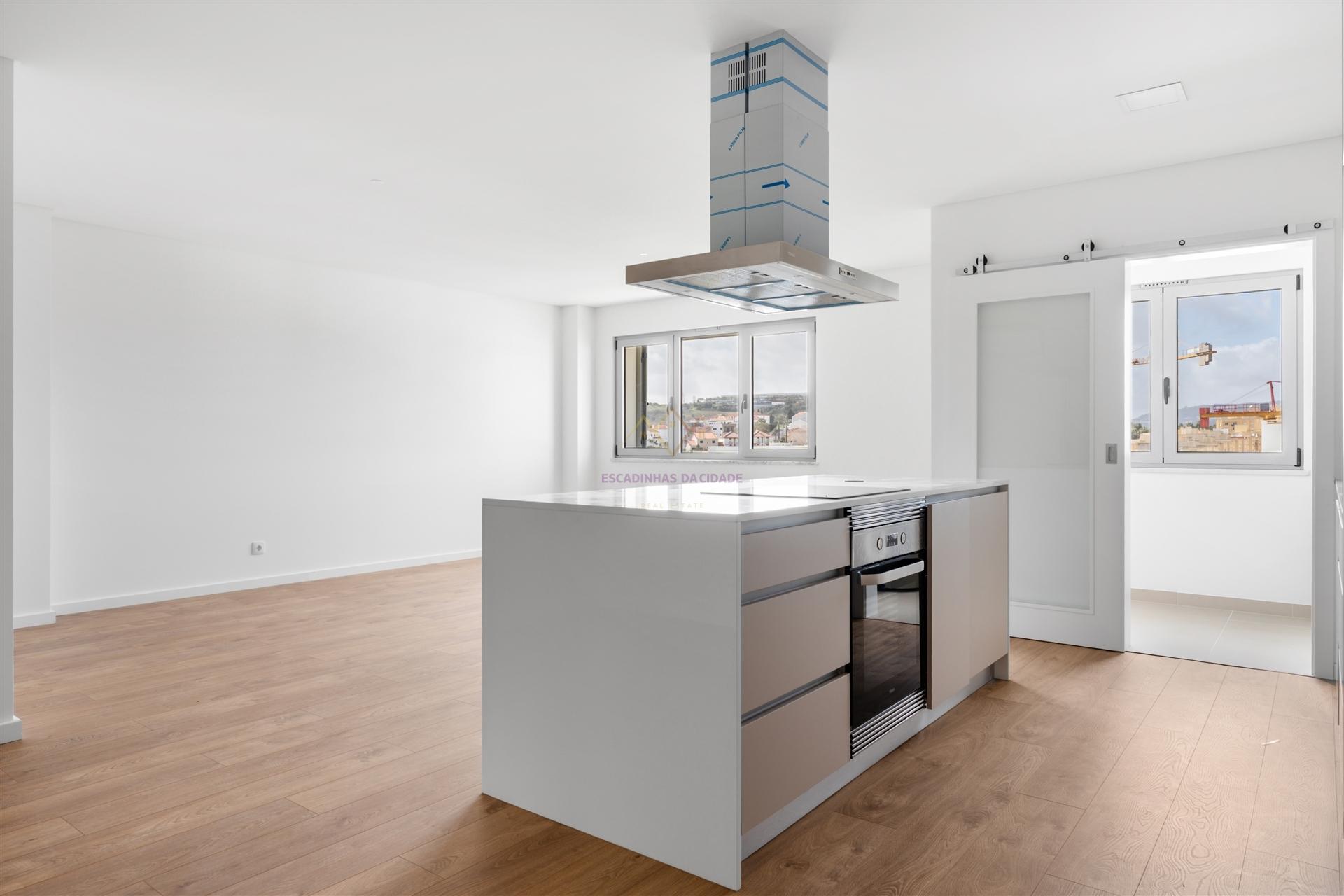 Apartamento T1 com Arrecadação Novo a Estrear