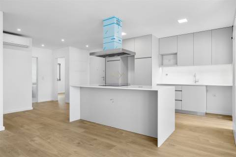 Apartamento T2 com Arrecadação, Conforto, Luz e Tranquilidade