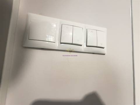 T2 moderno, luminoso e funcional em Oeiras