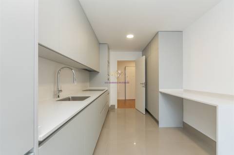 T2 em Empreendimento novo no centro de Loures