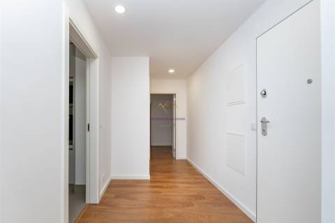 T2 em Empreendimento novo no centro de Loures