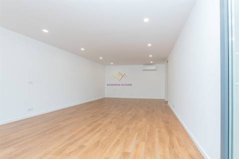 T3 em Empreendimento novo no centro de Loures