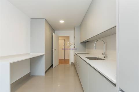 T3 em Empreendimento novo no centro de Loures