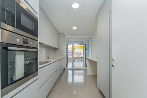 T3 em Empreendimento novo no centro de Loures