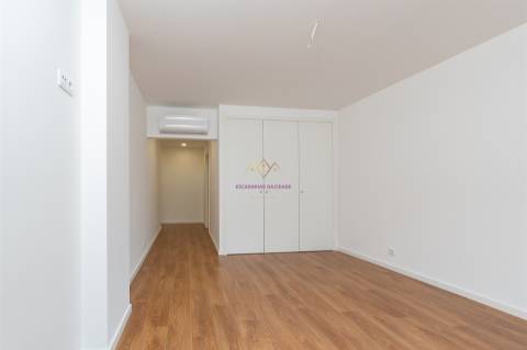 T3 em Empreendimento novo no centro de Loures