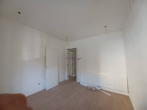 T3 remodelado a estrear na Falagueira, Amadora