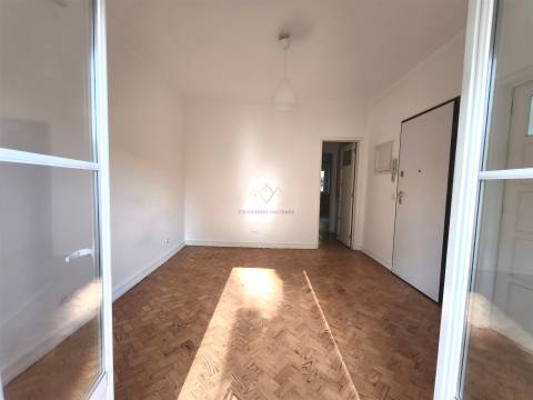 T3 Duplex na Graça a 7 min do Metro e Comboio