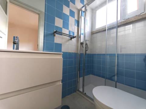 T3 Duplex na Graça a 7 min do Metro e Comboio