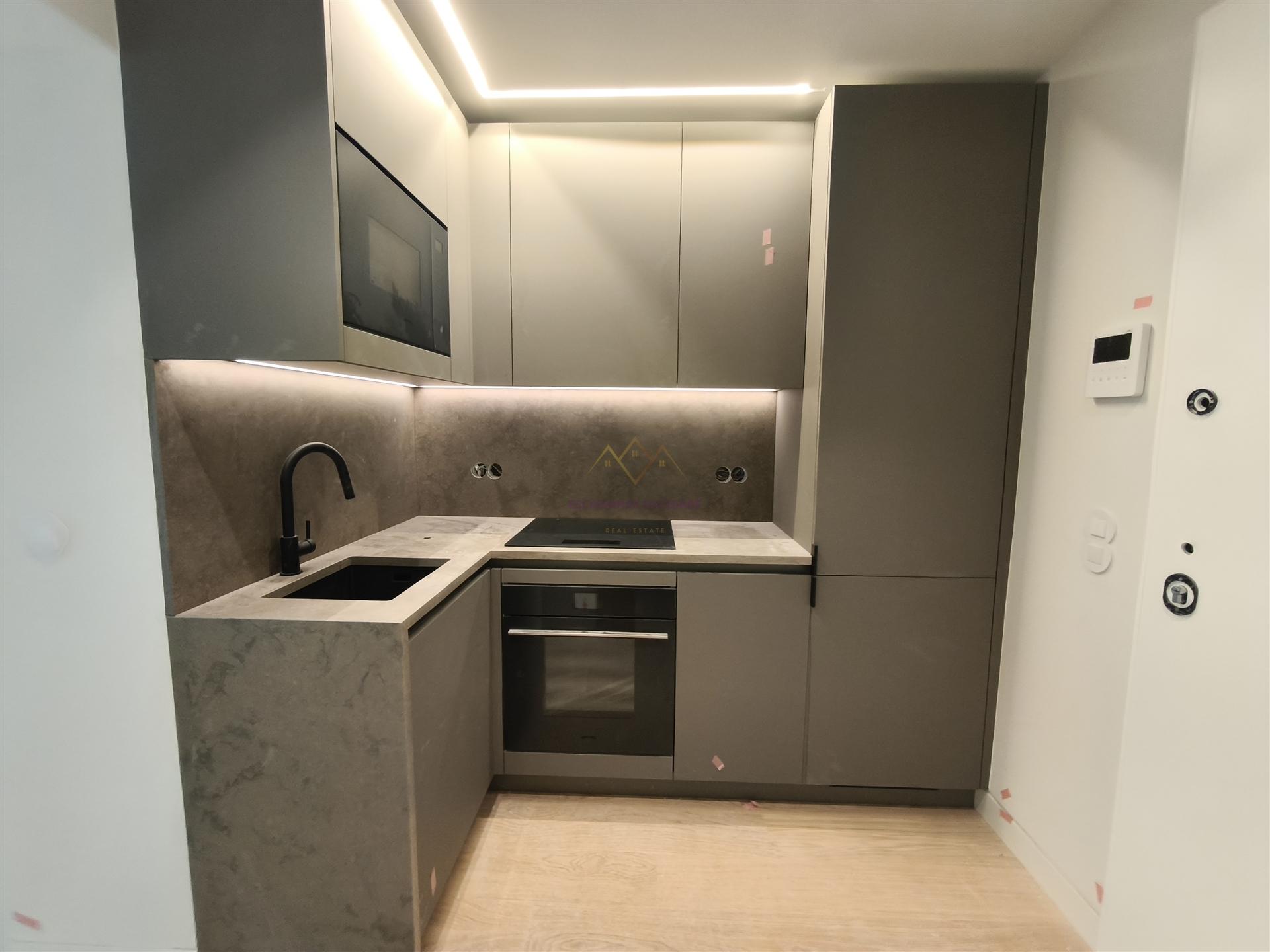 T1 em Empreendimento de luxo com Piscina