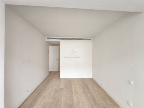 T1 em Empreendimento de luxo com Piscina