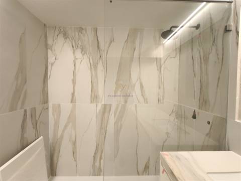 T1 em Empreendimento de luxo com Piscina