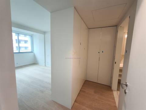 T1 em Empreendimento de luxo com Piscina