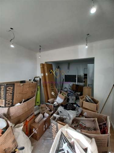 Apartamento T1 remodelado a estrear na Damaia