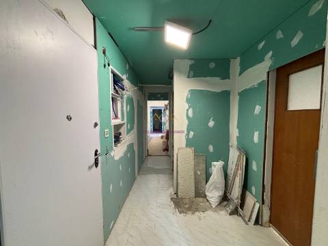 T2 remodelado a estrear na Buraca