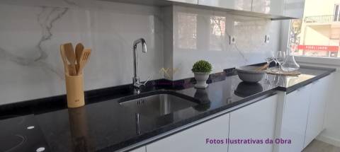 Apartamento T3 Benfica Remodelado