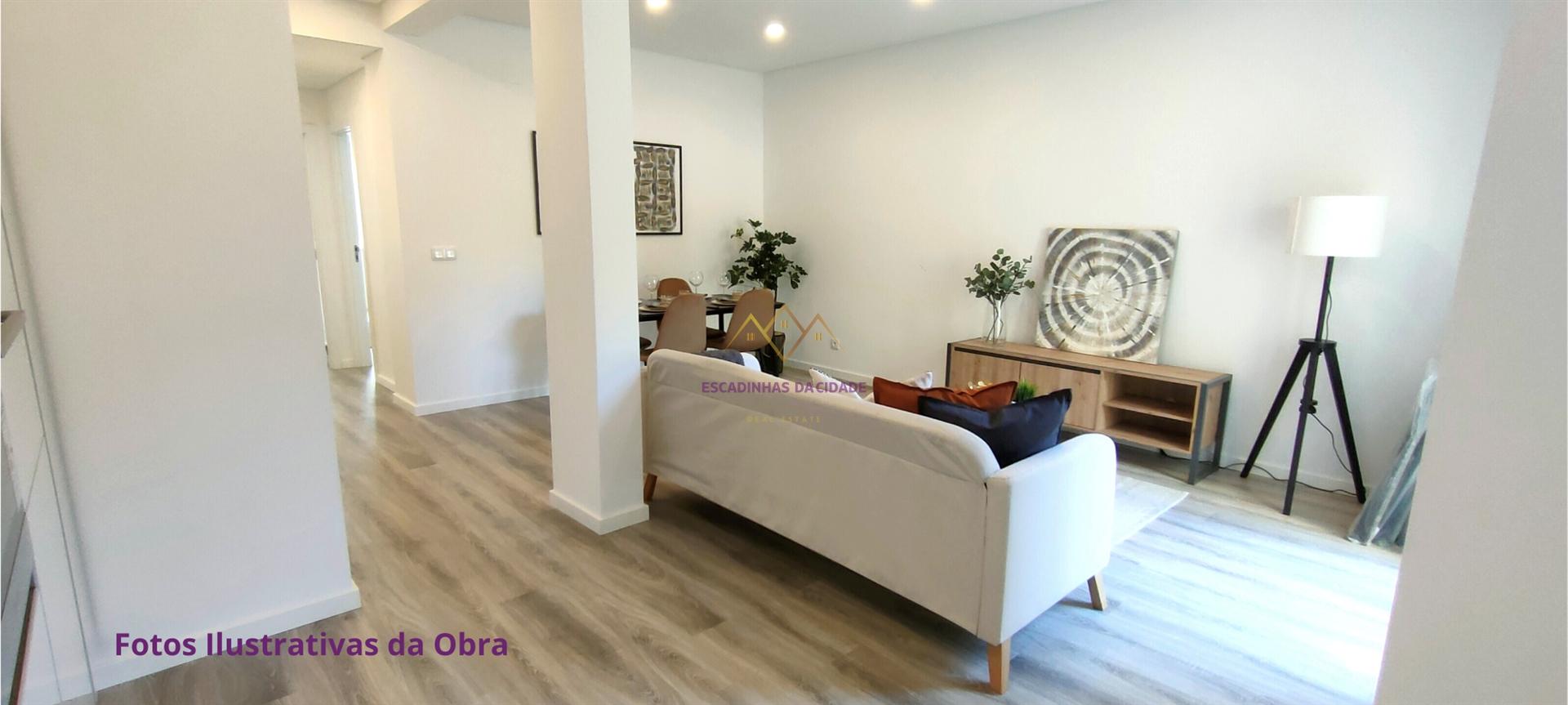 Apartamento T3 remodelado, mobilado e equipado, na melhor localização de Benfica