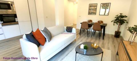 Apartamento T3 remodelado, mobilado e equipado, na melhor localização de Benfica