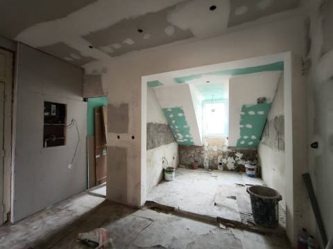 T1+1 Totalmente Remodelado em Alcântara | A Dois Passos da Estação