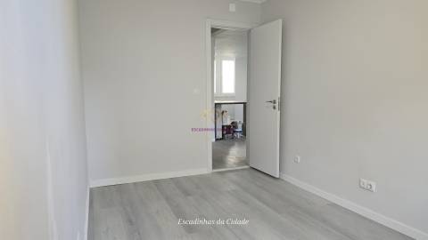 T2 Remodelado em Benfica