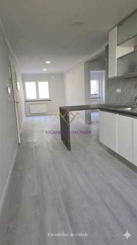 T2 Remodelado em Benfica