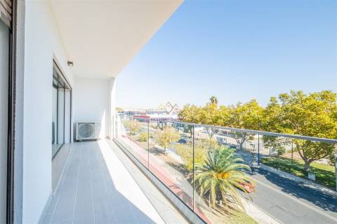 Espetacular apartamento T3 com estacionamento a estrear no Montijo