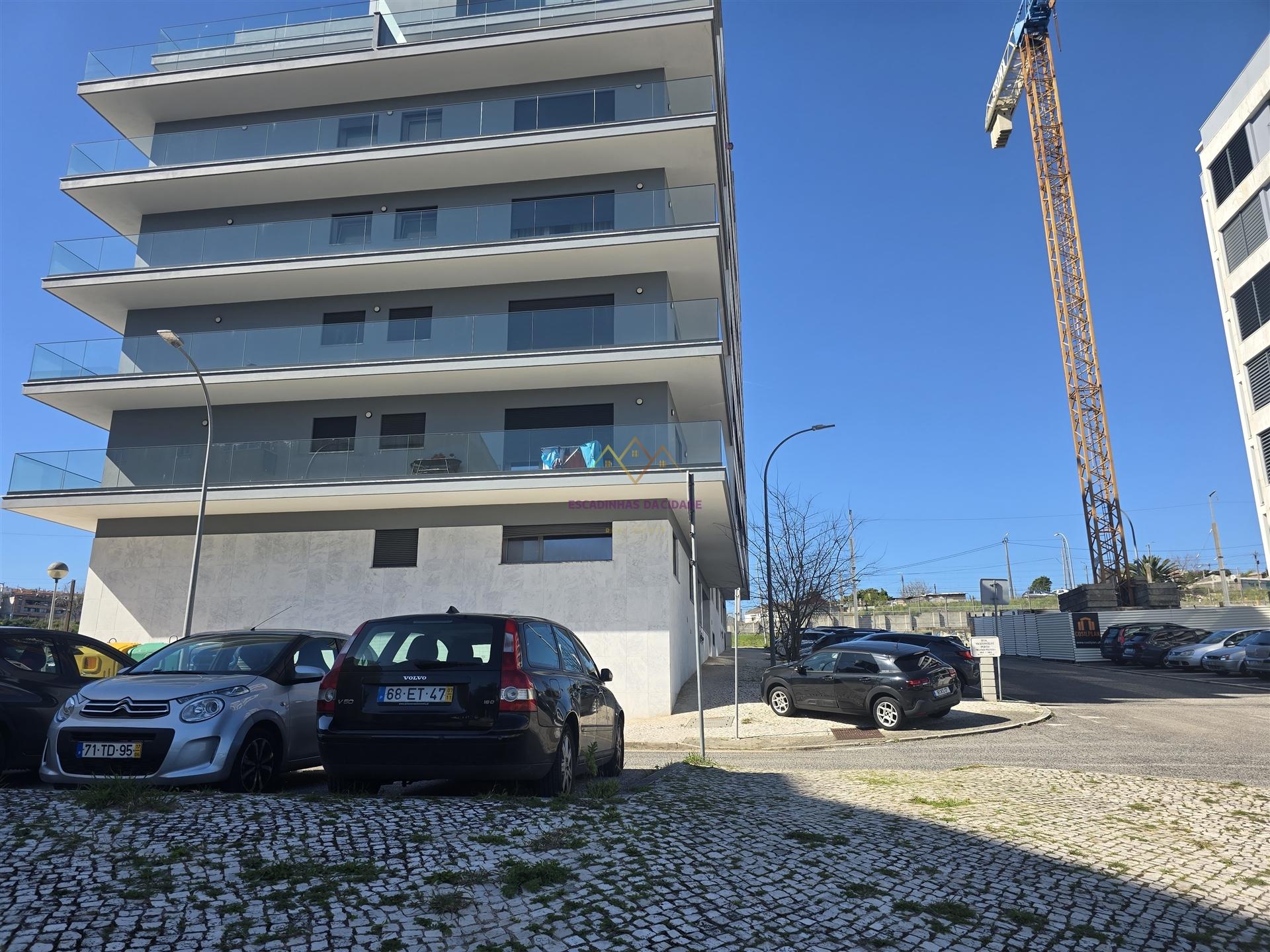 Lote de Terreno com projecto aprovado e licenças a pagamento na Amadora -Venteira