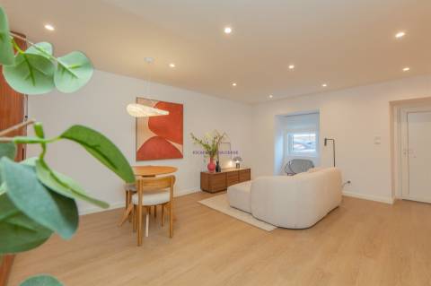 T1 na Ajuda junto ao Palácio